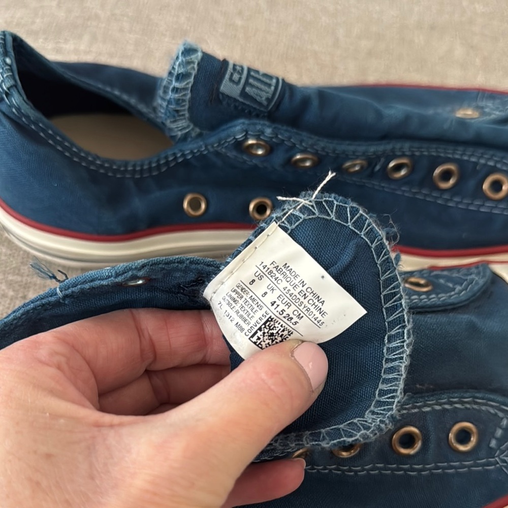 Men’s Converse Blue Slip-On Sneakers Classic Design - Men’s size 8 - Picture 4 of 8